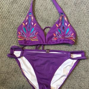 Victoria’s Secret bikini